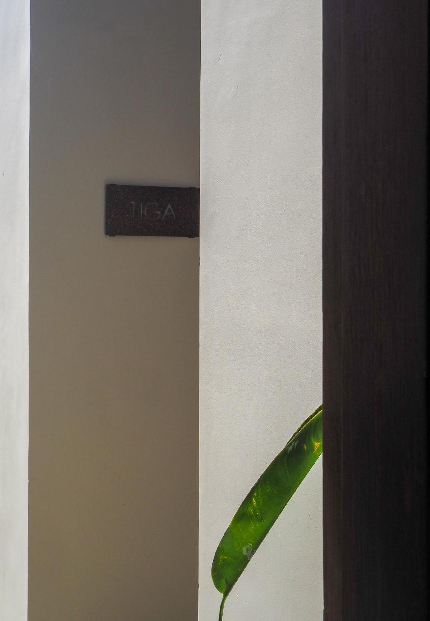 Suku Lifestyle Hotel & Villas Selong Belanak Exterior photo